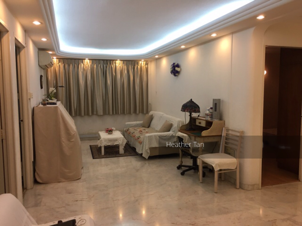 Toh Yi Drive thumbnail photo